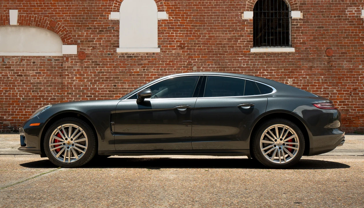 2017 Porsche 971 Panamera Turbo - Image 6 of 31