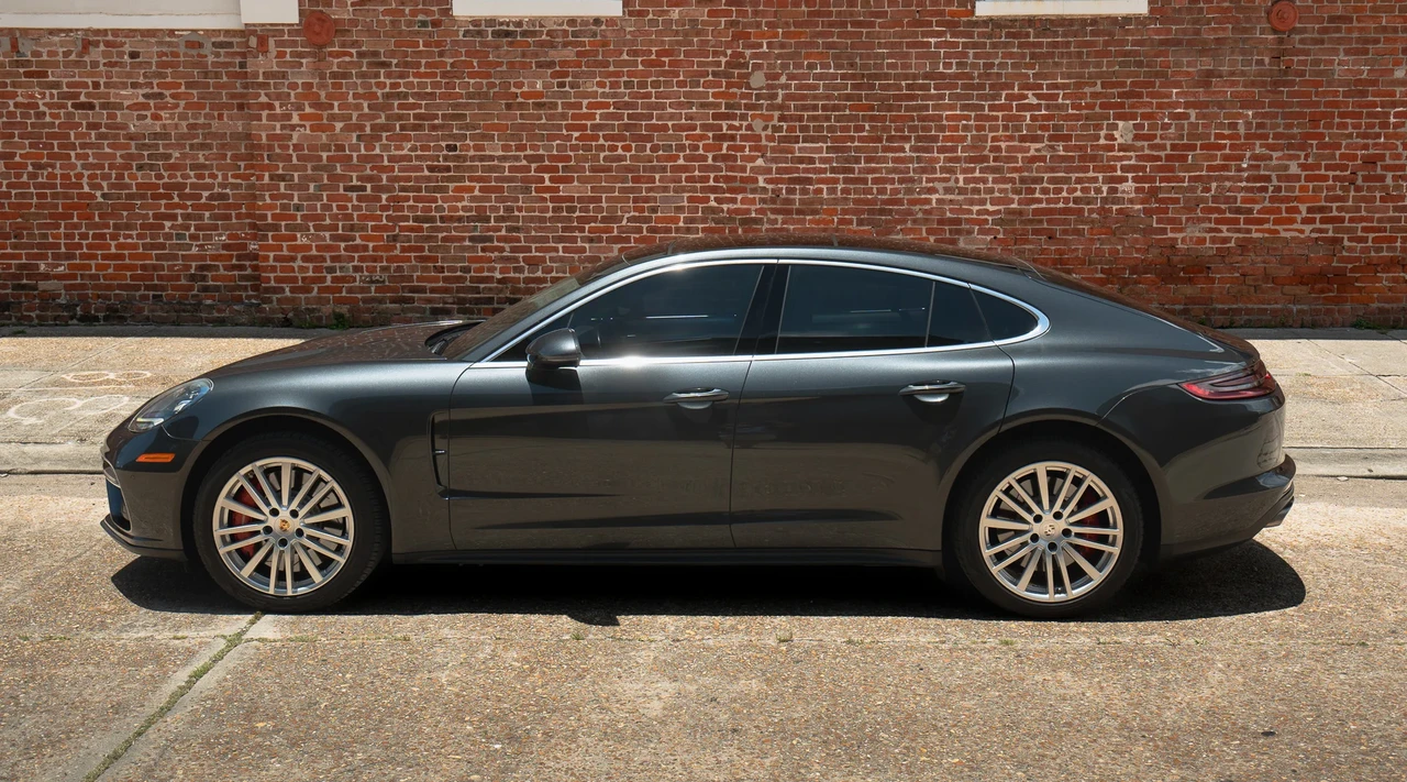 2017 Porsche 971 Panamera Turbo - Image 5 of 31