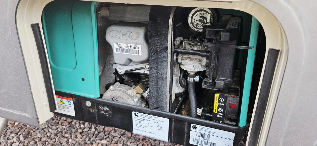 2017 Winnebago - Image 26 of 31