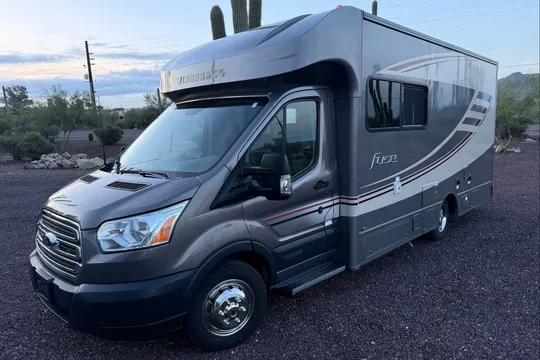 2017 Winnebago Fuse 23T