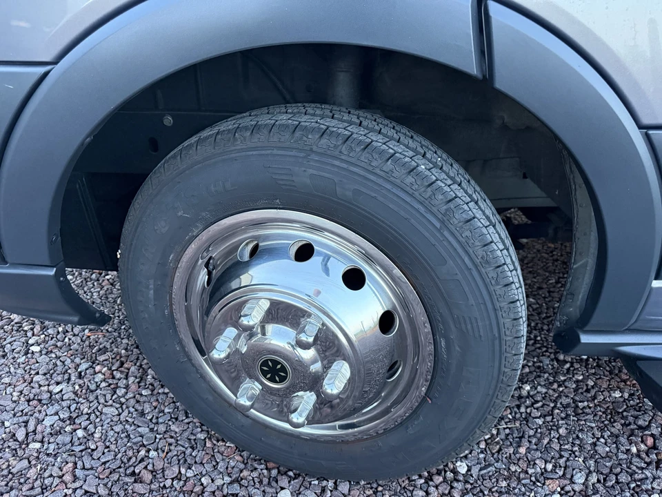 2017 Winnebago - Image 29 of 31