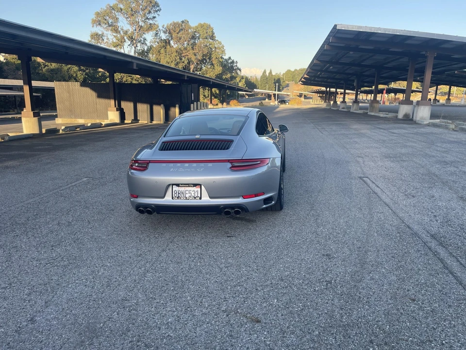 2018 Porsche 991 Carrera 4S - Image 11 of 31