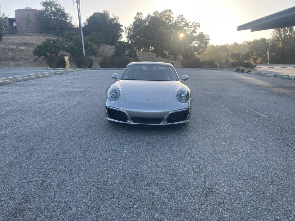 2018 Porsche 991 Carrera 4S - Image 2 of 31
