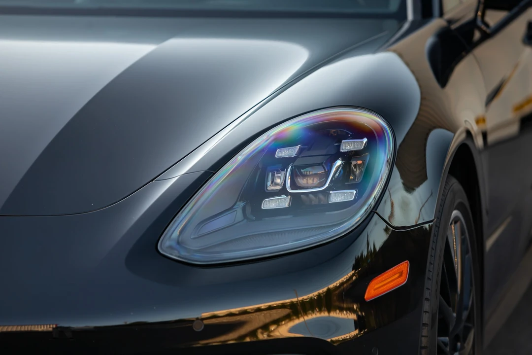 2018 Porsche 971 Panamera - Image 13 of 31