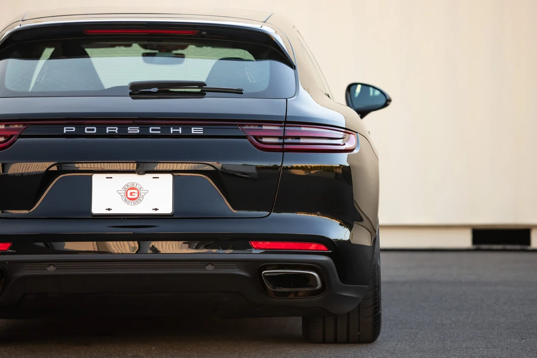 2018 Porsche 971 Panamera - Image 31 of 31