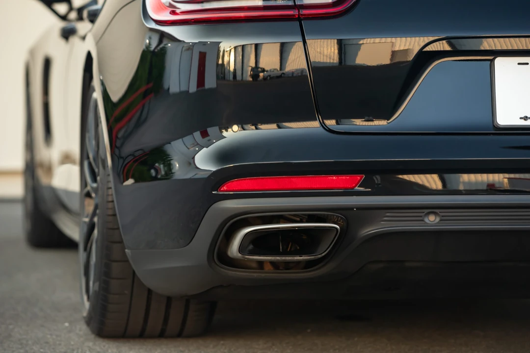 2018 Porsche 971 Panamera - Image 30 of 31
