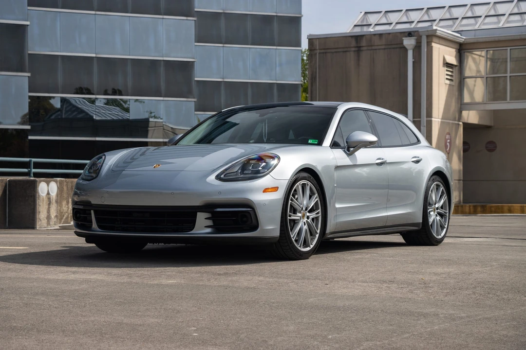 2019 Porsche 971 Panamera - Image 2 of 31