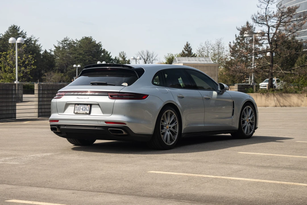 2019 Porsche 971 Panamera - Image 10 of 31
