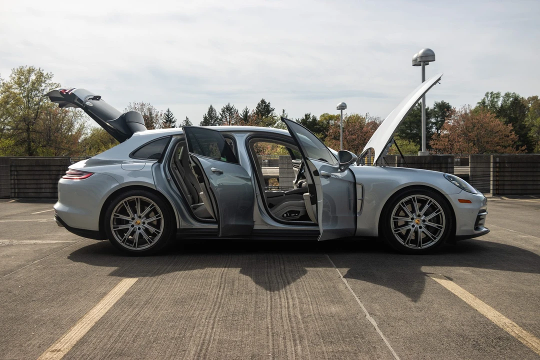 2019 Porsche 971 Panamera - Image 23 of 31