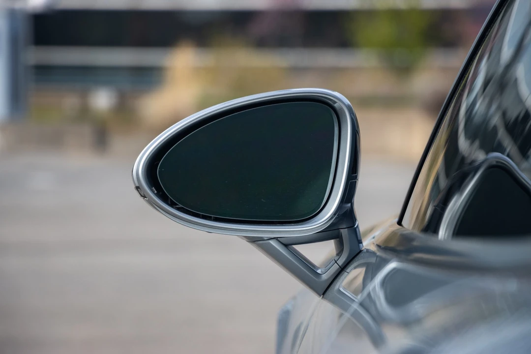 2019 Porsche 971 Panamera - Image 29 of 31