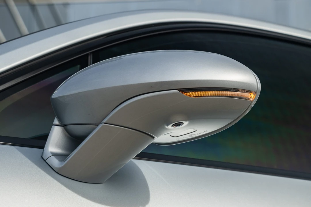 2019 Porsche 971 Panamera - Image 25 of 31