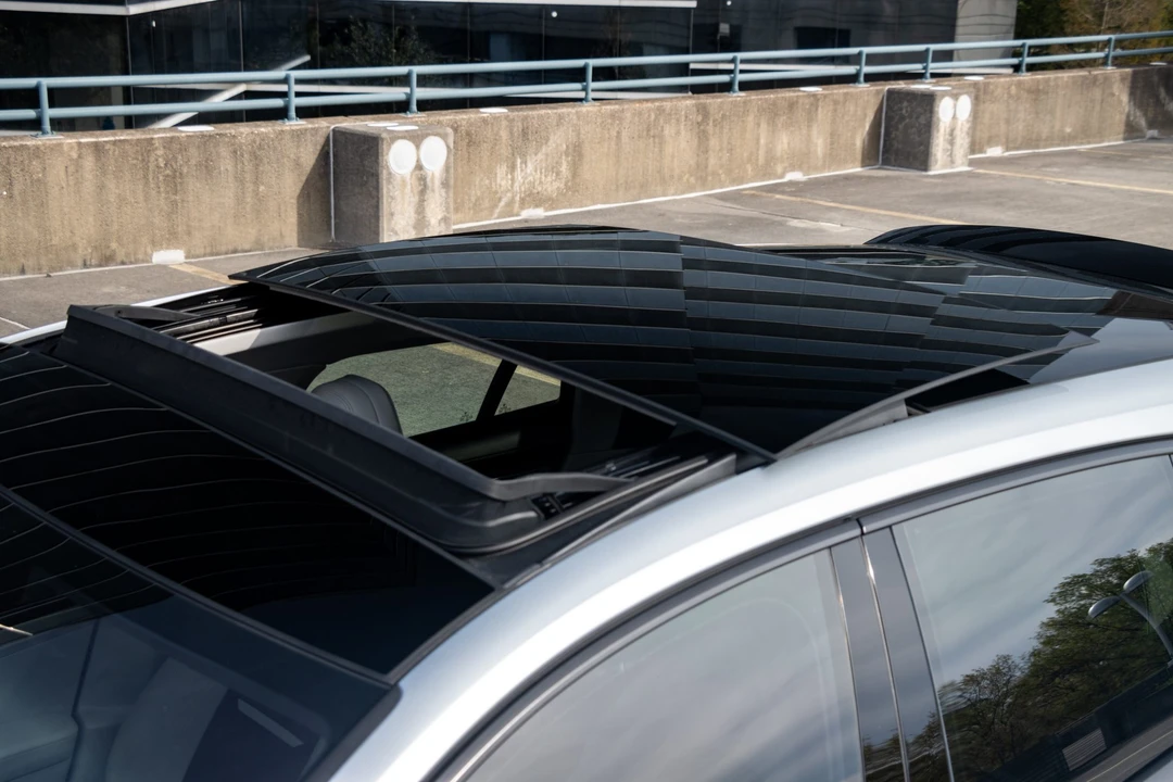 2019 Porsche 971 Panamera - Image 27 of 31