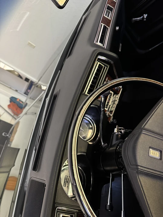 1977 Oldsmobile Cutlass Supreme - Image 30 of 31