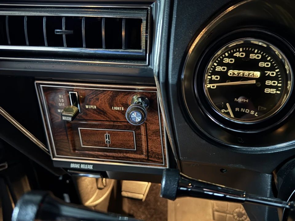 1977 Oldsmobile Cutlass Supreme - Image 29 of 31