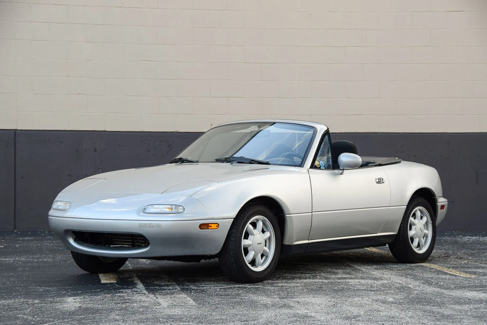 1990 Mazda NA MX-5 Miata - Image 2 of 31