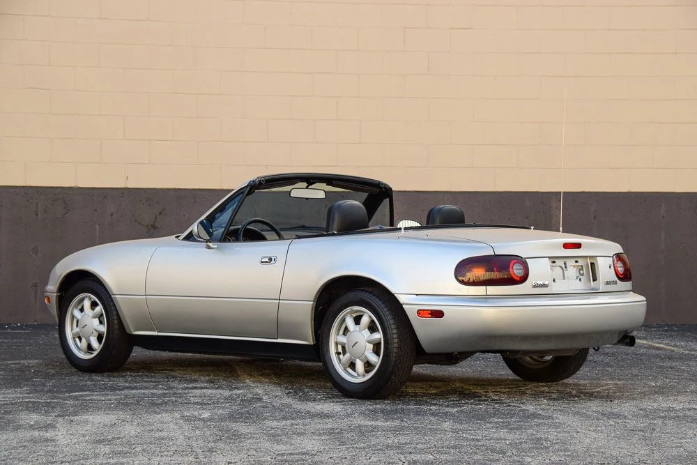 1990 Mazda NA MX-5 Miata - Image 5 of 31