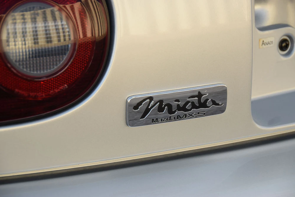 1990 Mazda NA MX-5 Miata - Image 11 of 31