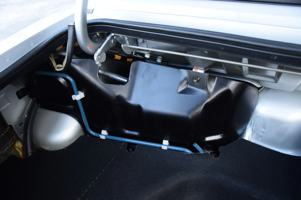 1990 Mazda NA MX-5 Miata - Image 28 of 31