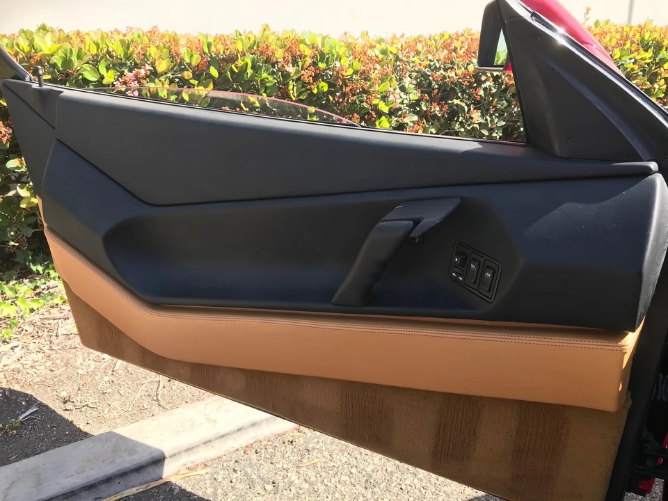 1994 Ferrari 348 Spider - Image 28 of 31