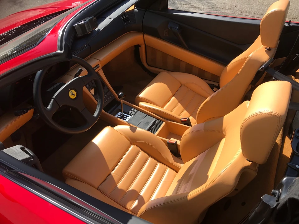1994 Ferrari 348 Spider - Image 29 of 31