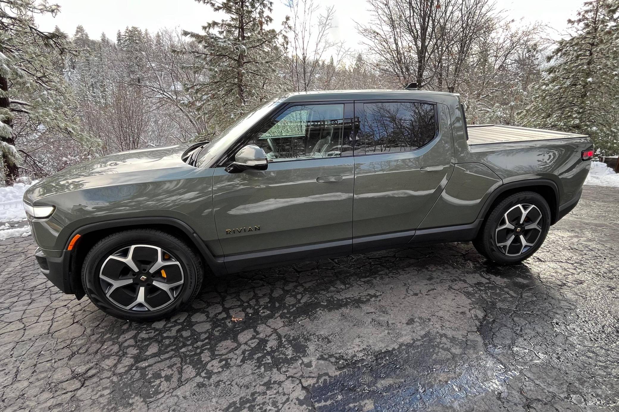 2022 Rivian R1T Launch Edition