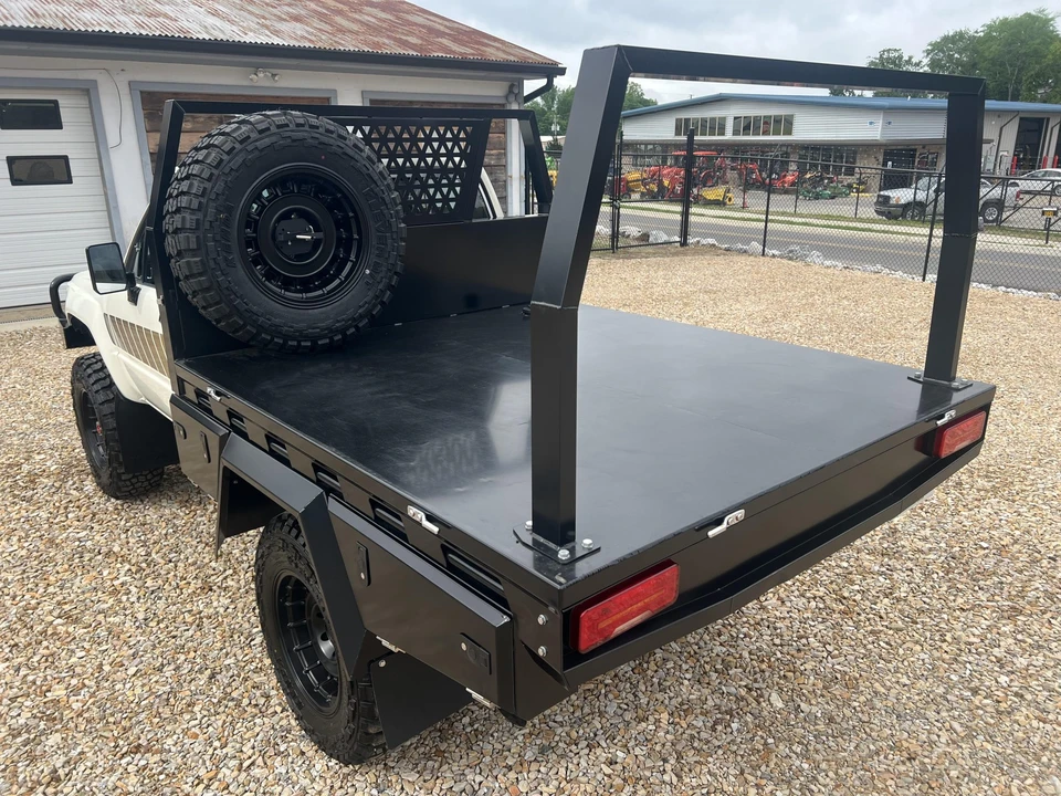 1985 Toyota Hilux 4th Gen - Image 13 of 31