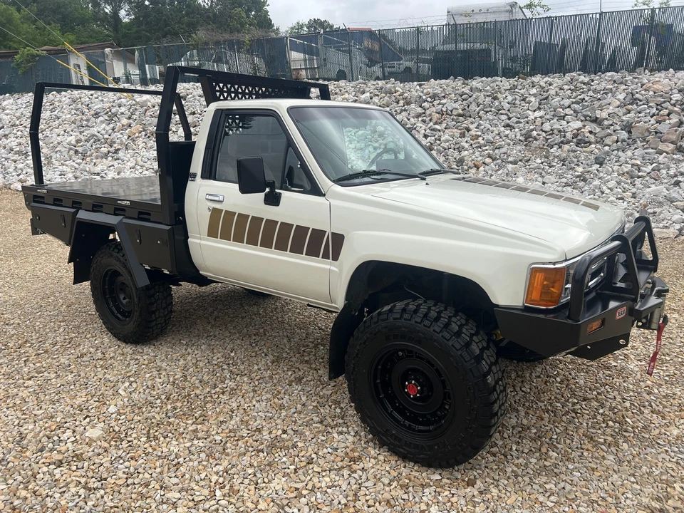 1985 Toyota Hilux 4th Gen - Image 19 of 31