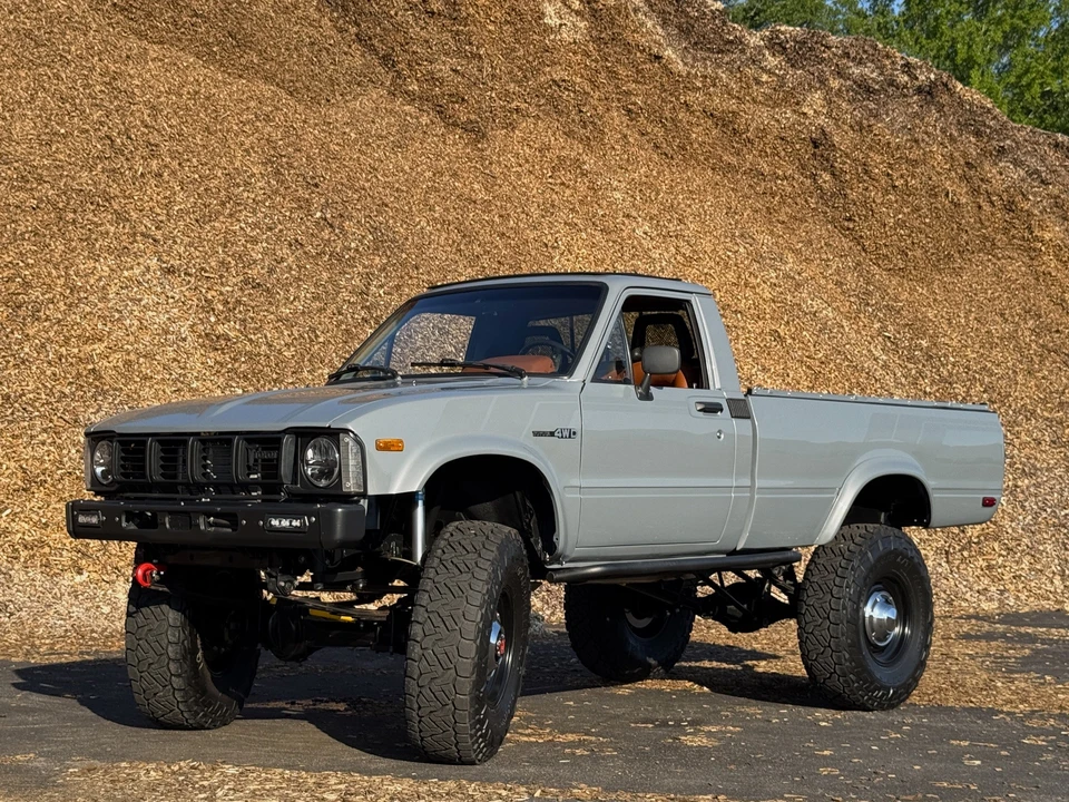 1981 Toyota Trekker - Image 10 of 31
