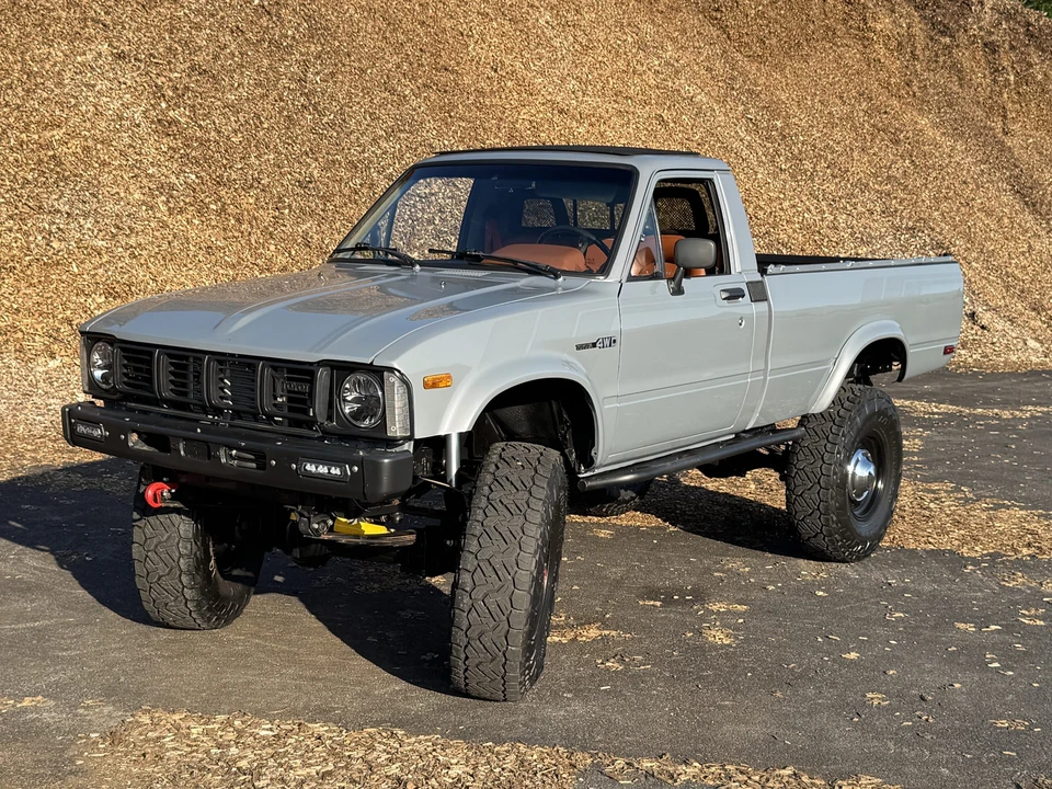 1981 Toyota Trekker - Image 15 of 31