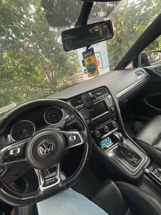 2015 Volkswagen GTI Mk7 - Image 8 of 9