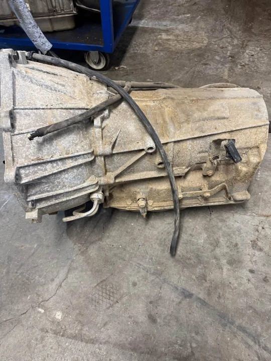 2003 Parts & Memorabilia Gearboxes - Image 8 of 9