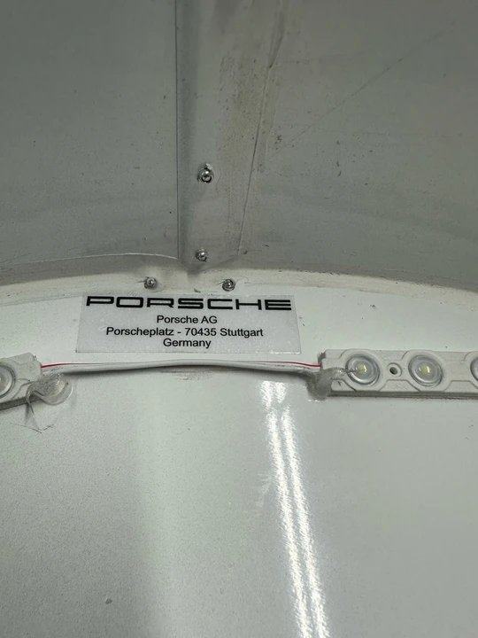 Porsche 911 - Image 18 of 19