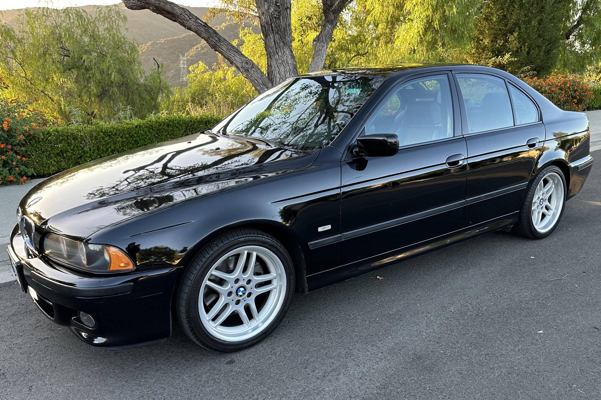 2003 BMW 540i Sedan