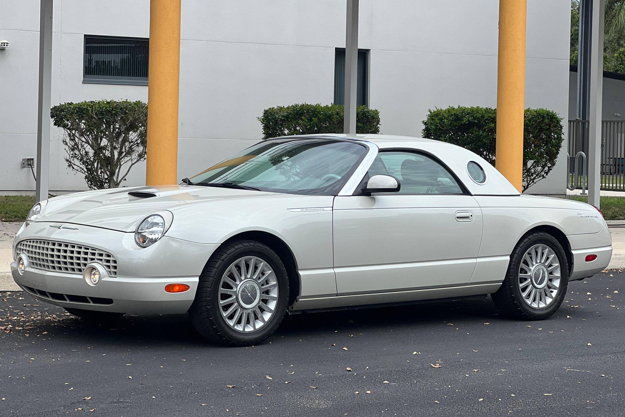 2005 Ford Thunderbird 50th Anniversary Cashmere Special Edition
