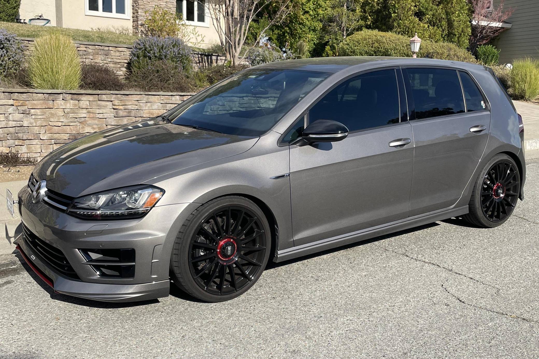 2016 Volkswagen Golf R