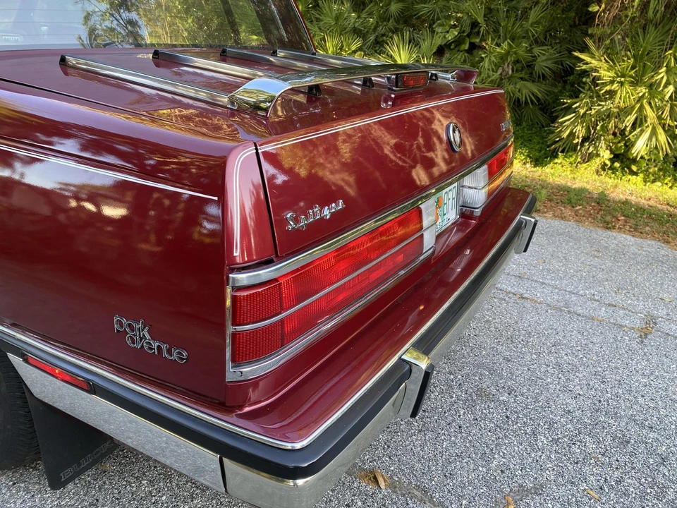 1988 Buick Electra - Image 20 of 31