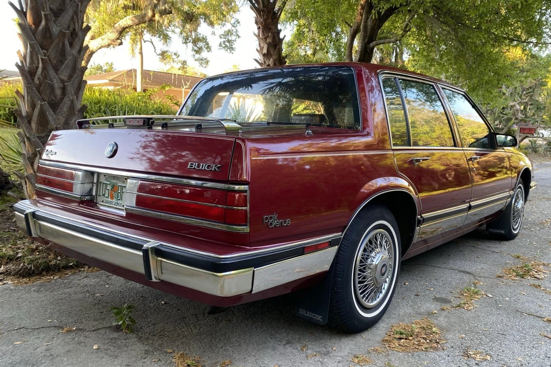 1988 Buick Electra - Image 5 of 31