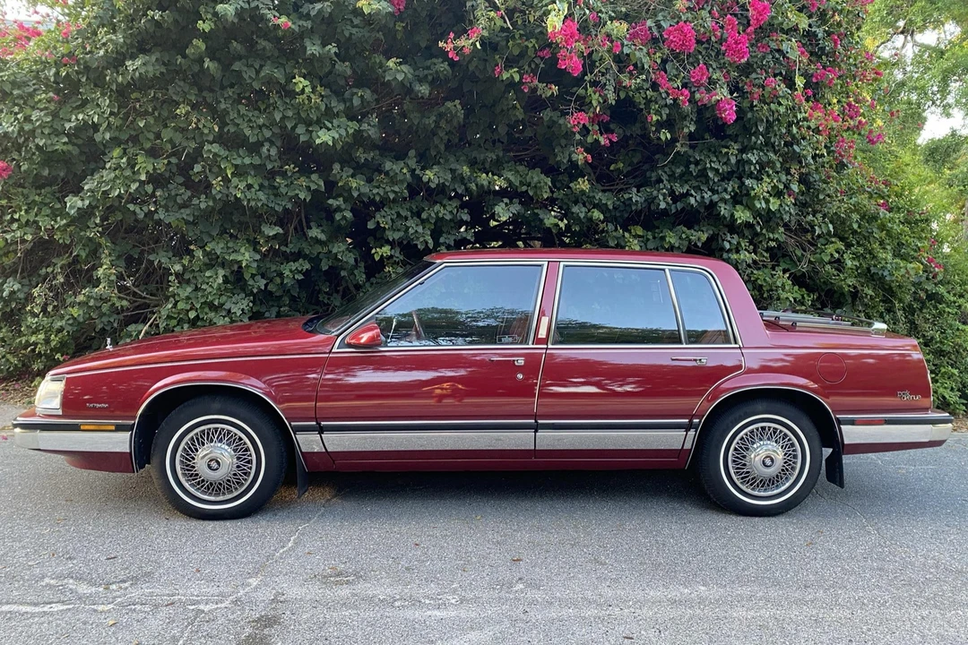 1988 Buick Electra - Image 2 of 31