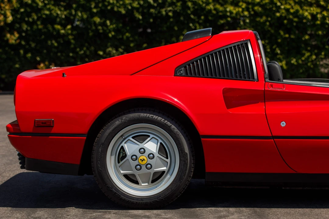 1989 Ferrari 328 GTS - Image 28 of 31