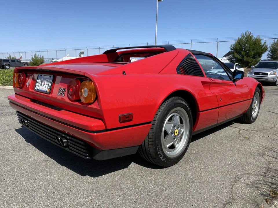 1989 Ferrari 328 GTS - Image 23 of 31