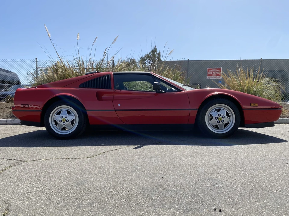 1989 Ferrari 328 GTS - Image 21 of 31