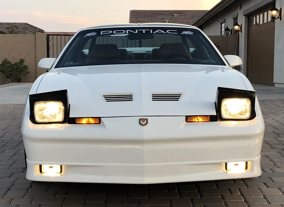 1989 Pontiac Firebird Trans Am 3rd Gen - Image 4 of 31