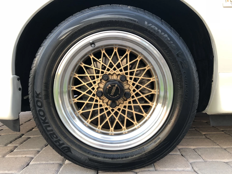 1989 Pontiac Firebird Trans Am 3rd Gen - Image 26 of 31