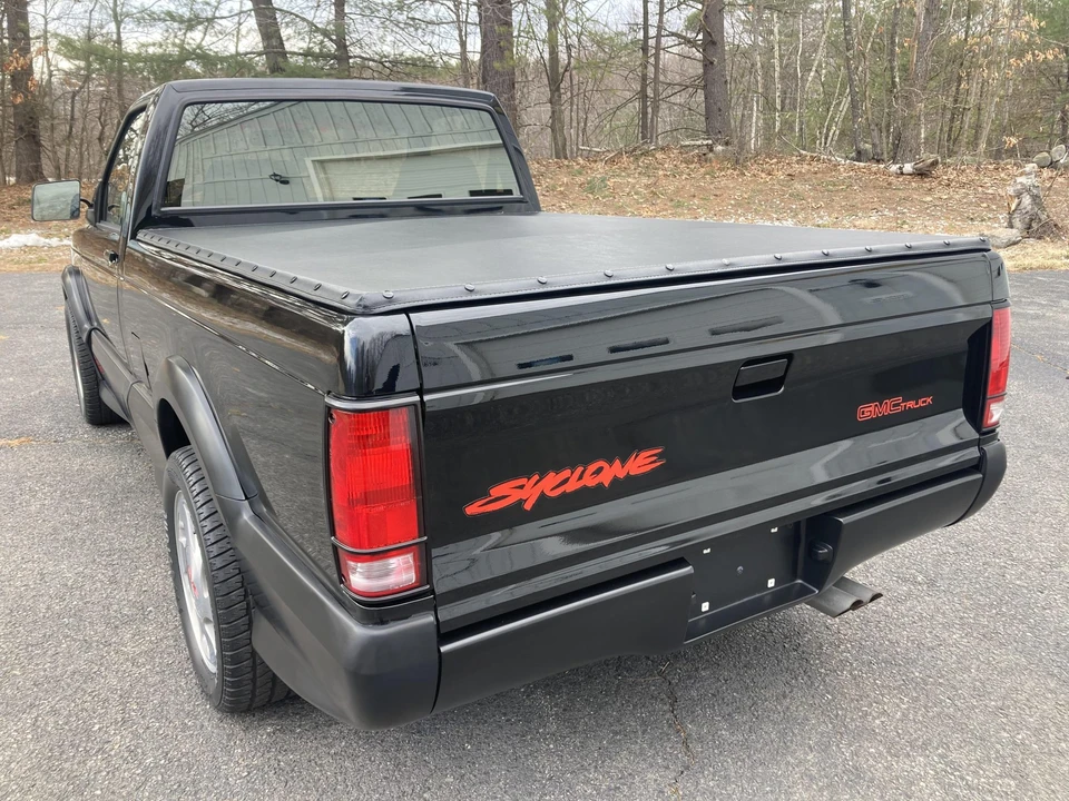 1991 GMC Syclone - Image 11 of 31