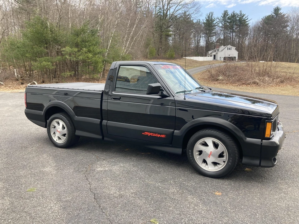 1991 GMC Syclone - Image 14 of 31
