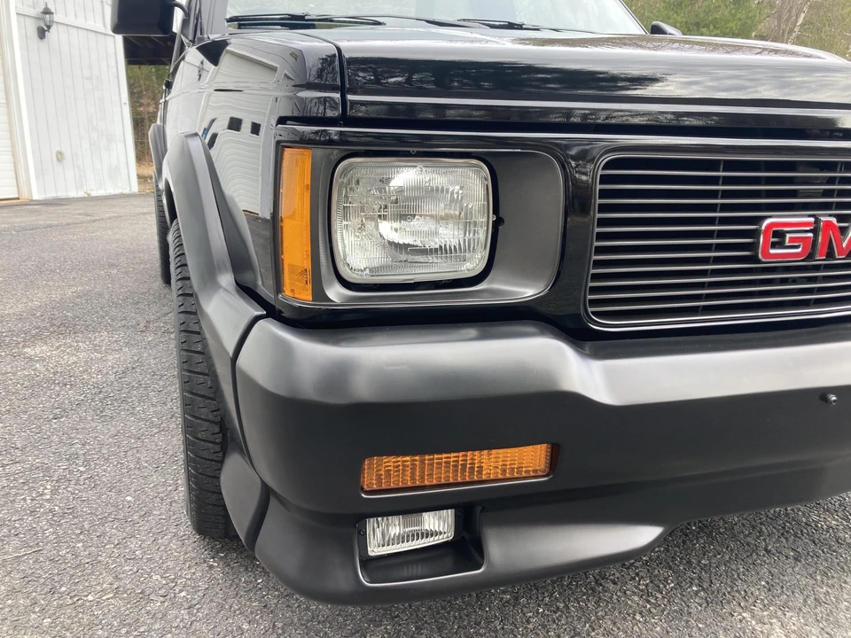 1991 GMC Syclone - Image 26 of 31