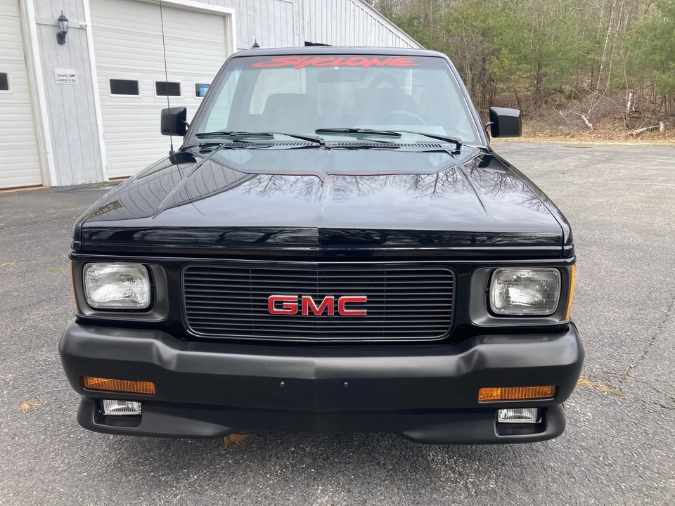 1991 GMC Syclone - Image 18 of 31