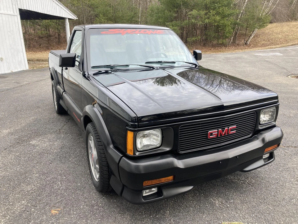 1991 GMC Syclone - Image 17 of 31