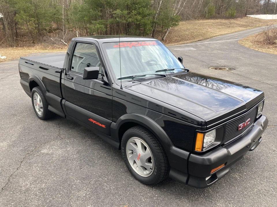 1991 GMC Syclone - Image 16 of 31