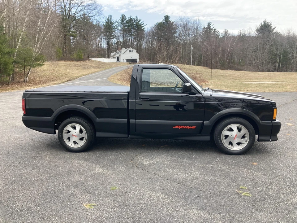 1991 GMC Syclone - Image 13 of 31